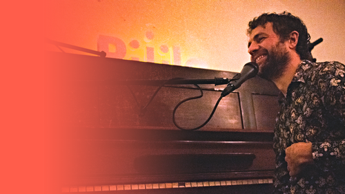 Morbo y Mambo presenta una colaboración con Santiago Motorizado